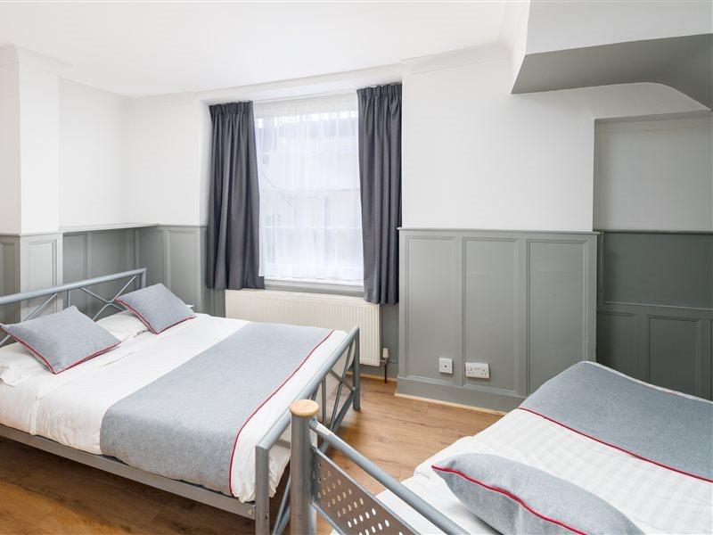 Oyo Kings Hotel Londen Buitenkant foto