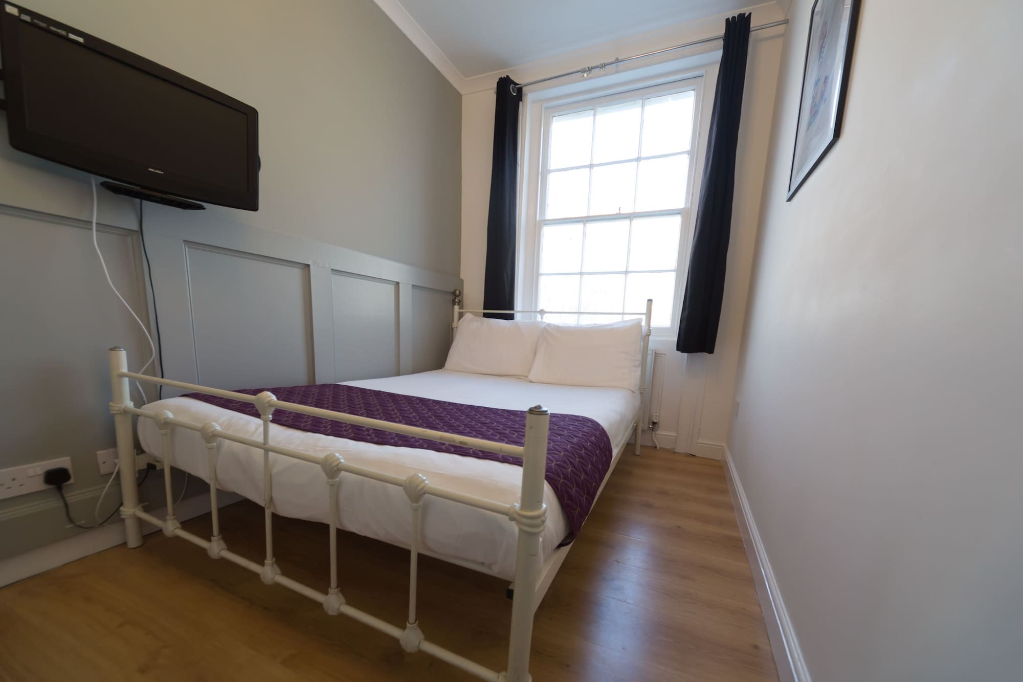 Oyo Kings Hotel Londen Buitenkant foto